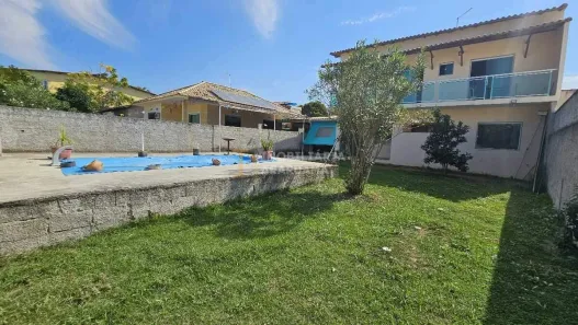 Casa com 5 Quartos à venda, 230m² no Três Vendas, Araruama