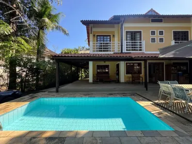 Casa de Condomínio com 4 Quartos à venda, 300m² no Vargem Pequena, Rio de Janeiro