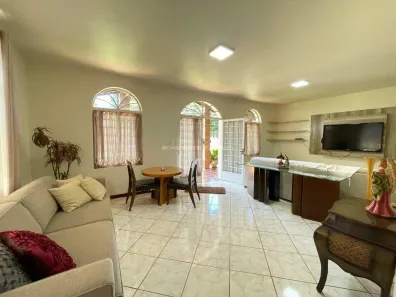 Casa com 3 Quartos à venda, 195m² no Conjunto Frei Eugênio, Uberaba