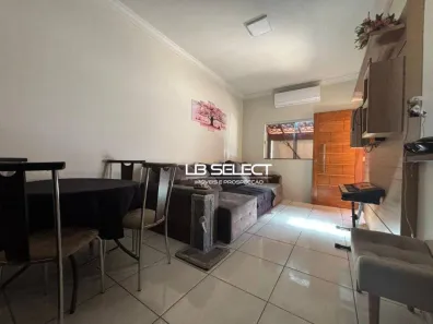 Casa com 2 Quartos à venda, 105m² no Cidade Jardim, Uberlândia