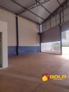 Imóvel Comercial para alugar, 200m² no Segismundo Pereira, Uberlândia