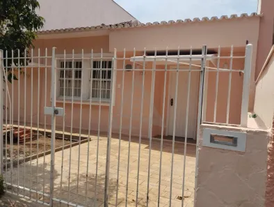 Imóvel Comercial com 3 Quartos à venda, 211m² no Cambuí, Campinas