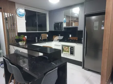 Apartamento com 2 Quartos à venda, 140m² no Ingleses do Rio Vermelho, Florianópolis