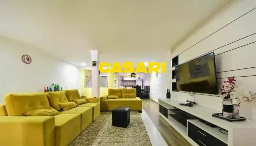 Sobrado com 3 Quartos à venda, 223m² no Baeta Neves, São Bernardo do Campo
