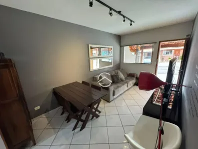 Casa de Condomínio com 3 Quartos à venda, 72m² no Conjunto Habitacional Santiago II, Londrina