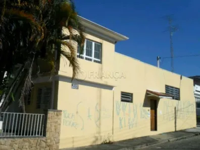 Sobrado com 2 Quartos à venda, 480m² no Centro, Jacareí