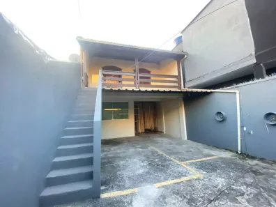 Casa com 2 Quartos para alugar, 60m² no Ouro Minas, Belo Horizonte