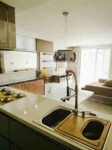 Apartamento com 2 Quartos para alugar, 75m² no Barreiros, São José