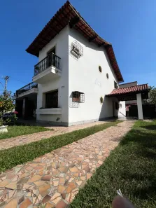 Imóvel Comercial com 8 Quartos para alugar, 300m² no Centro, Itaboraí