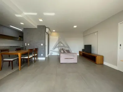 Apartamento com 2 Quartos para alugar, 94m² no Cambuí, Campinas