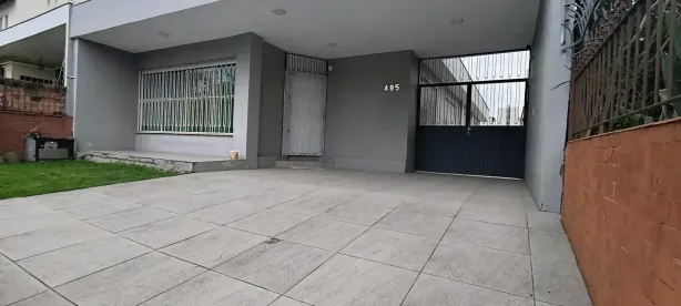 Casa com 4 Quartos à venda, 202m² no Cristo Redentor, Porto Alegre