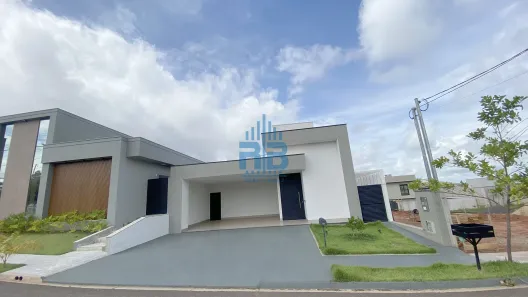 Casa de Condomínio com 3 Quartos para alugar, 200m² no Parque Residencial Mart Ville, Presidente Prudente