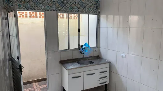 Casa com 2 Quartos para alugar, 60m² no Eldorado, Diadema