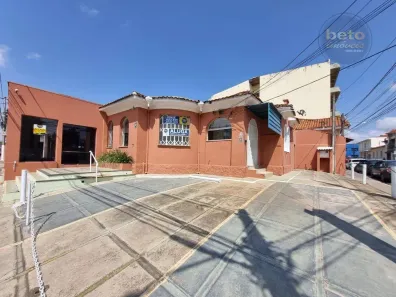 Imóvel Comercial com 5 Quartos à venda, 200m² no Centro, Itu