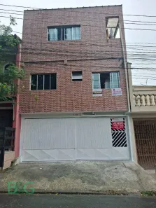 Casa com 6 Quartos à venda, 250m² no Jardim Shangrilá (Zona Sul), São Paulo