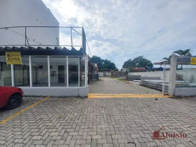 Ponto Comercial para alugar, 700m² no Monte Belo, Taubaté