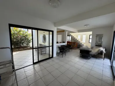 Casa com 4 Quartos à venda, 210m² no Piatã, Salvador