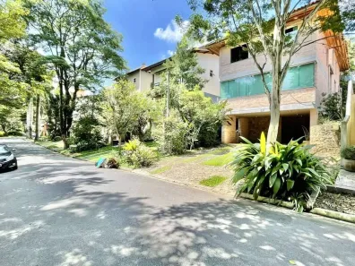Casa de Condomínio com 4 Quartos para alugar, 350m² no Jardim das Flores, Cotia