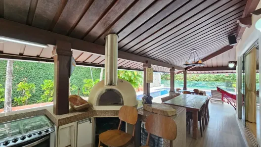 Casa de Condomínio com 5 Quartos à venda, 1268m² no Horto Florestal, Salvador