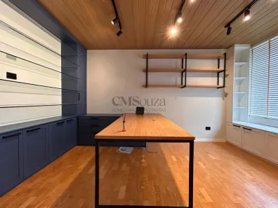 Casa com 3 Quartos à venda, 286m² no Maringá, Londrina