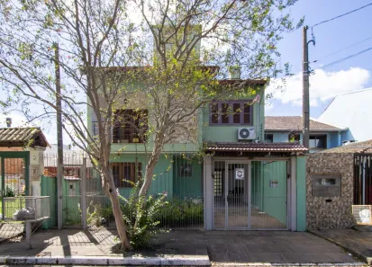 Casa com 3 Quartos para alugar, 255m² no Harmonia, Canoas
