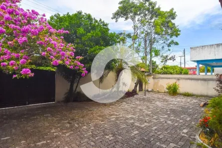 Casa com 5 Quartos à venda, 360m² no Itaipu, Niterói