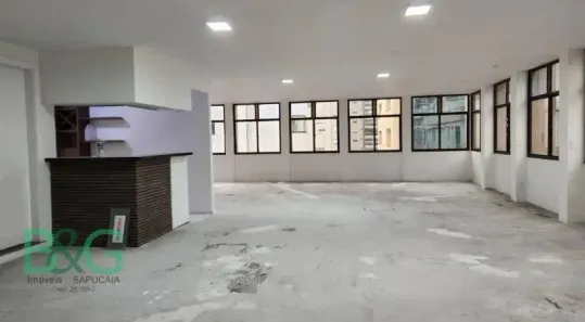 Sala Comercial para alugar, 240m² no Vila Olímpia, São Paulo