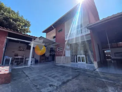 Sobrado com 4 Quartos à venda, 458m² no Centro, Caraguatatuba