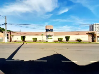 Casa com 3 Quartos para alugar, 130m² no Eldorado, Anápolis