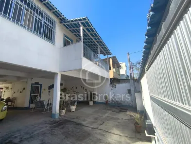 Casa com 2 Quartos à venda, 247m² no Cascadura, Rio de Janeiro