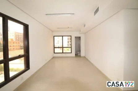 Sala Comercial à venda, 33m² no Chácara Santo Antônio (Zona Sul), São Paulo