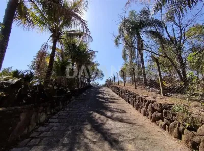 Fazenda/Sítio com 3 Quartos à venda, 117m² no Parque Valinhos, Valinhos
