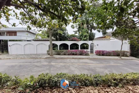 Casa com 4 Quartos à venda, 380m² no Jardim Guedala, São Paulo