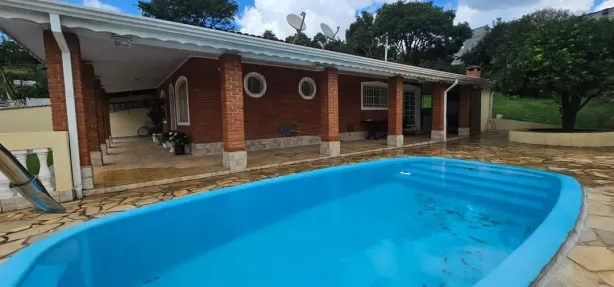 Fazenda/Sítio com 2 Quartos à venda, 221m² no Estância São Luiz, Jarinu