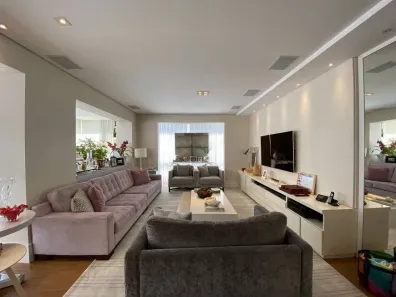 Apartamento com 3 Quartos à venda, 230m² no Jardim Paulista, São Paulo