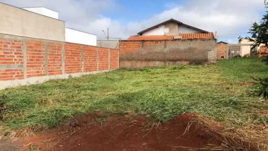 Lote/Terreno à venda, 200m² no , Delfinópolis