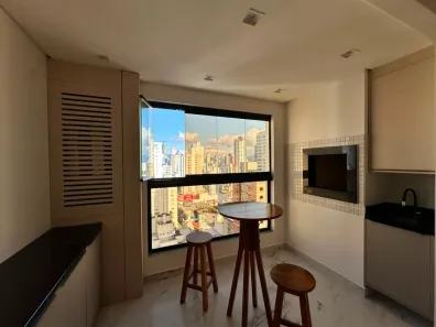 Apartamento com 2 Quartos para alugar, 84m² no Centro, Balneário Camboriú