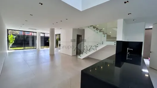 Casa com 3 Quartos à venda, 263m² no Jardim Paulista, São Paulo