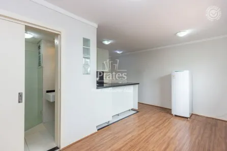 Apartamento com 1 Quarto para alugar, 43m² no Centro, Curitiba