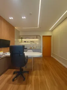 Sala Comercial à venda, 28m² no Centro, Jacareí
