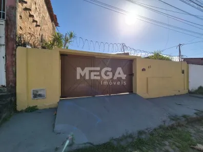 Casa com 2 Quartos para alugar, 50m² no Tabapuá, Caucaia