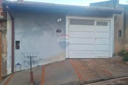 Casa com 2 Quartos à venda, 105m² no Centro, Sales Oliveira