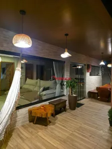 Casa com 2 Quartos à venda, 100m² no Parque União, Macaé