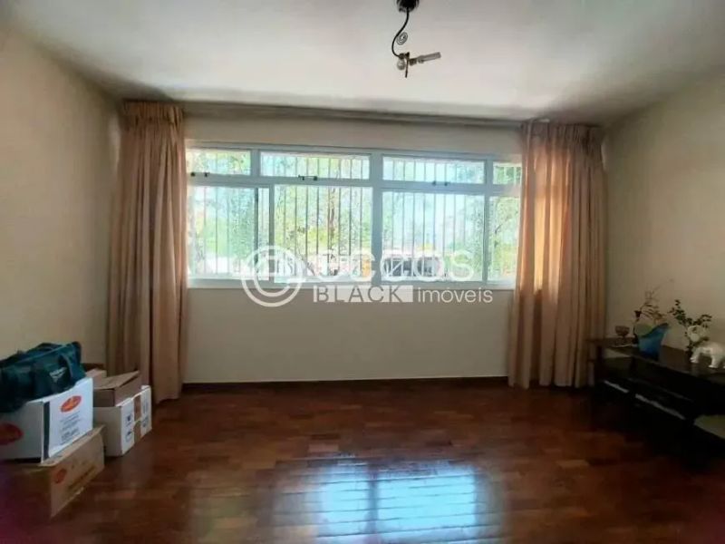 Apartamento com 3 quartos — Serra, Belo Horizonte
