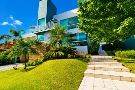 Casa de Condomínio com 3 Quartos à venda, 280m² no Rio Tavares, Florianópolis