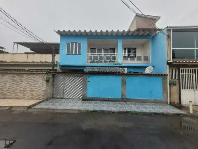 Casa com 4 Quartos à venda, 168m² no Vila Emil, Mesquita