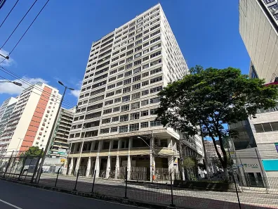 Apartamento com 3 Quartos à venda, 215m² no Centro, Juiz de Fora