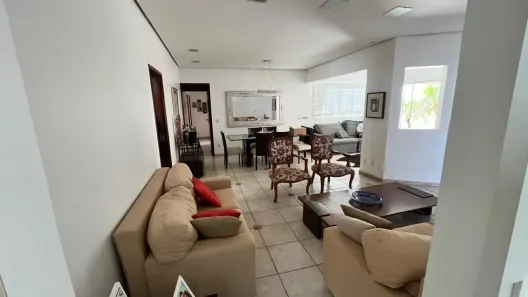 Casa com 4 Quartos à venda, 128m² no Jardim Karaíba, Uberlândia