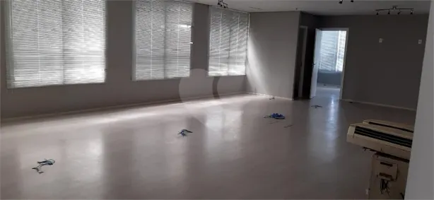 Sala Comercial para alugar, 85m² no Consolação, São Paulo