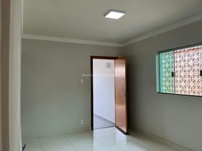 Casa com 2 Quartos à venda, 86m² no Fabrício, Uberaba